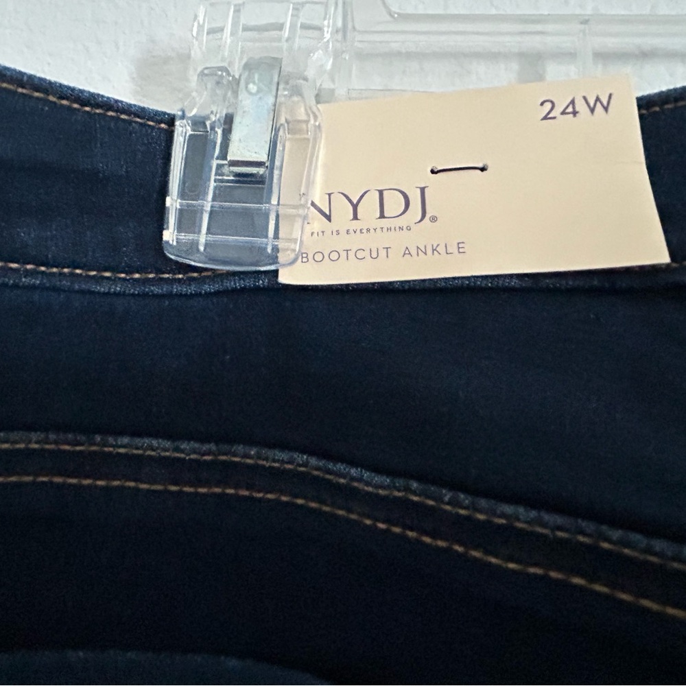NYDJ Dark blue Barbara bootcut Ankle Jeans, size 24W, NWT - Picture 4 of 5